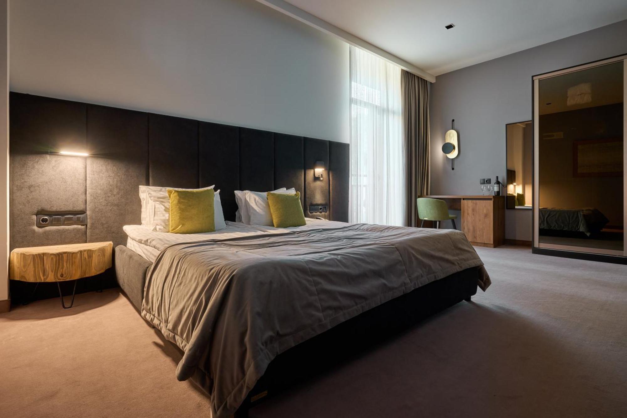 בוקובל Twins Hotel & Spa מראה חיצוני תמונה