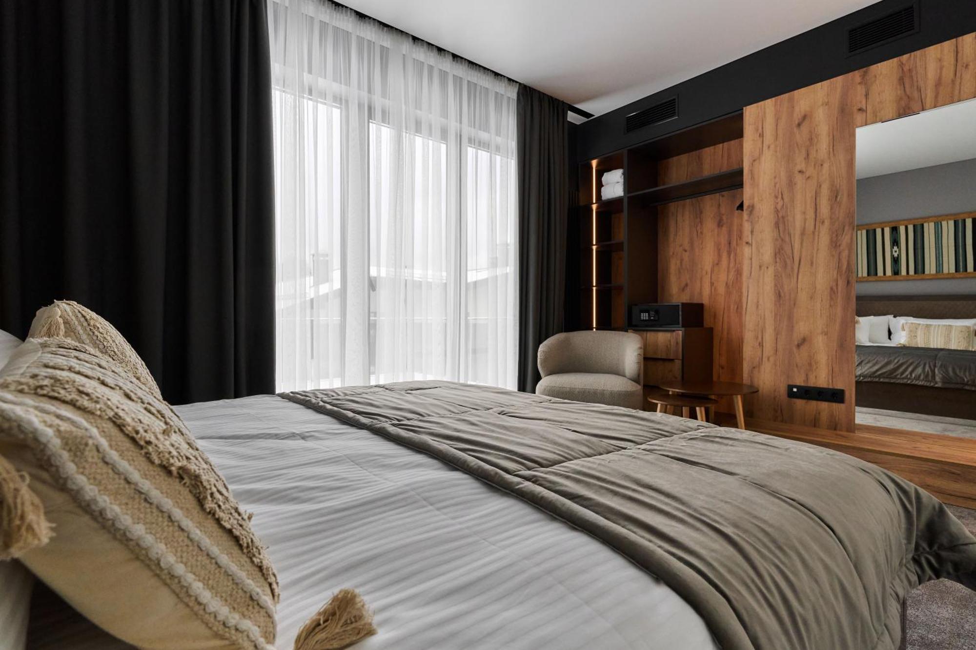 בוקובל Twins Hotel & Spa מראה חיצוני תמונה