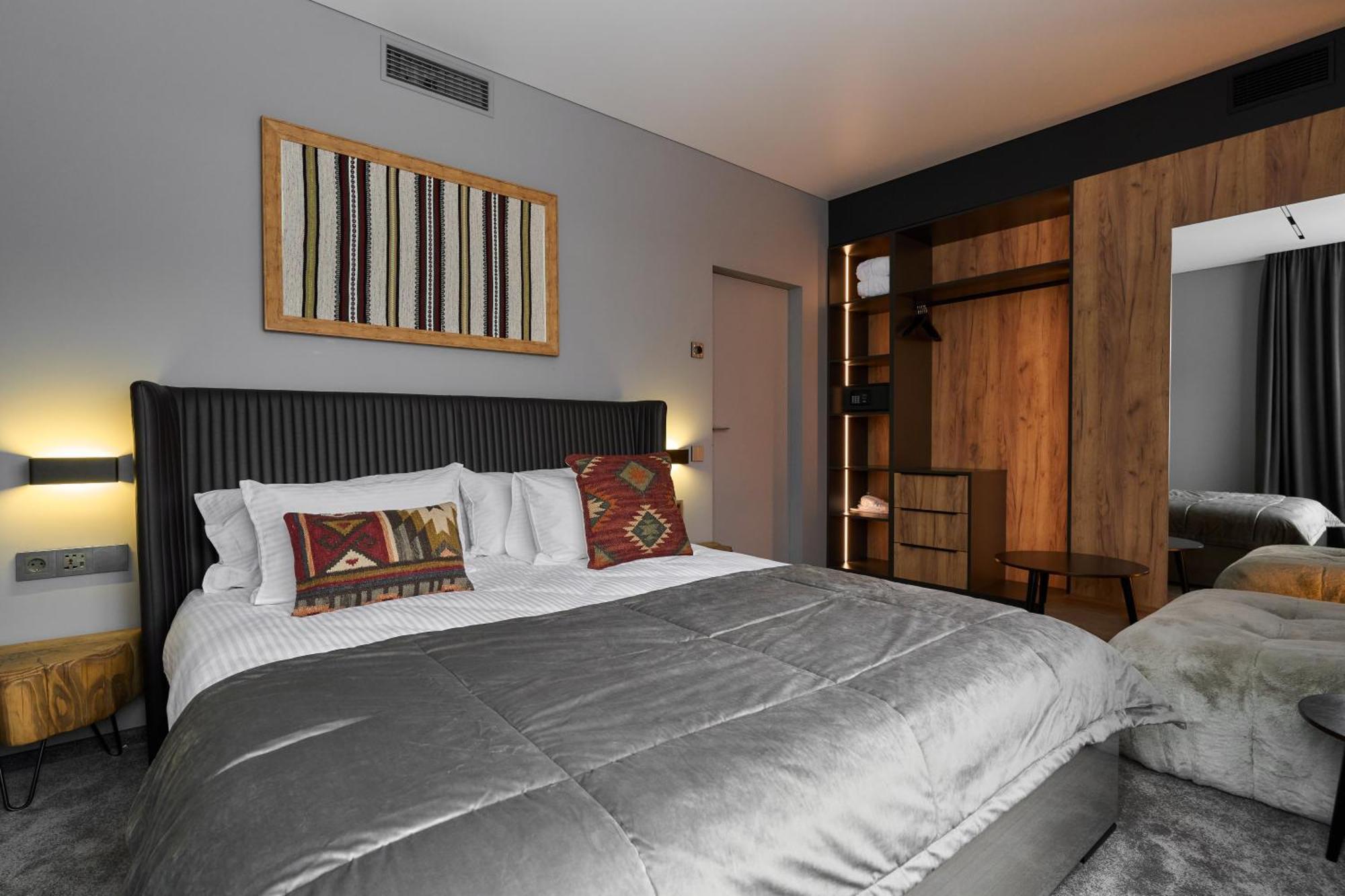 בוקובל Twins Hotel & Spa מראה חיצוני תמונה